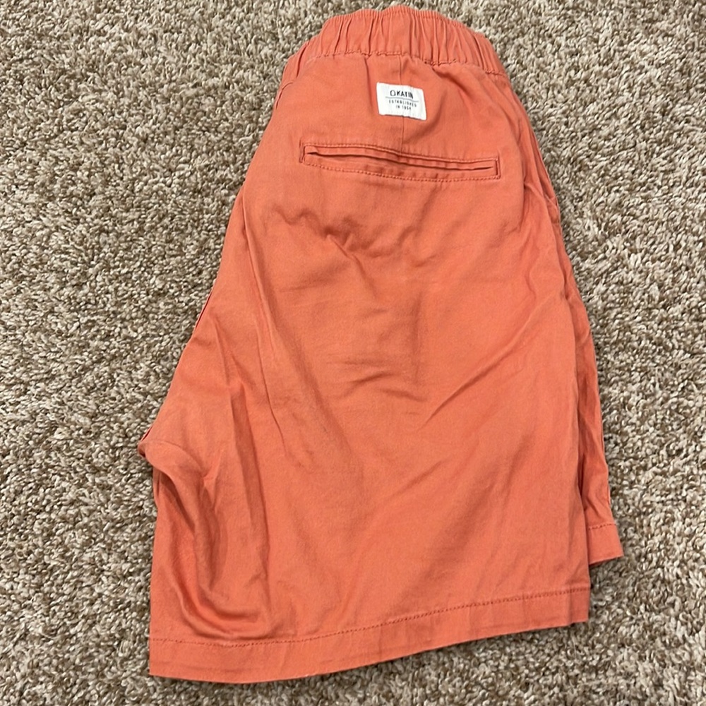 KATIN | men’s chino shorts - Picture 3 of 3